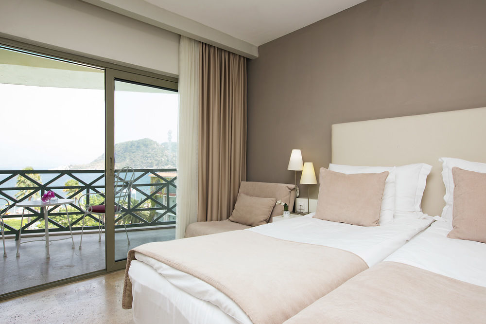 Marti La Perla (Adults Only) Otel İçmeler Dış mekan fotoğraf